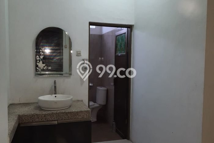LOKASI PREMIUM! Ruko Kawasan Katapang, Luas 265m², Pusat Komersial LOKASI PREMIUM! Ruko Kawasan Katapang, Luas 265m², Pusat Komersial