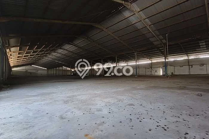 KAWASAN KOMERSIAL! Gudang Disewakan di Cangkuang, Luas 4400m², Area Strategis KAWASAN KOMERSIAL! Gudang Disewakan di Cangkuang, Luas 4400m², Area Strategis
