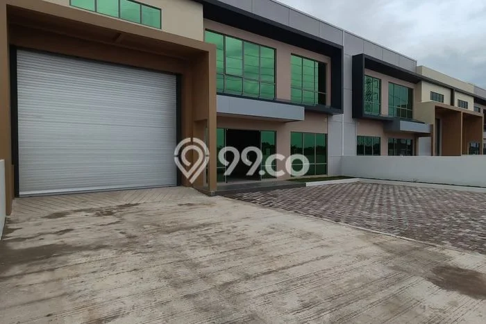Unit Gudang Dijual di Batu Aji Batam Luas Bangunan 542m2 Unit Gudang Dijual di Batu Aji Batam Luas Bangunan 542m2