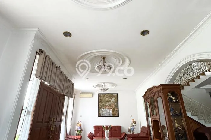 Jual Rumah Mewah Megah Dengan View Eksklusif di Kayu Putih, Jakarta Timur Jual Rumah Mewah Megah Dengan View Eksklusif di Kayu Putih, Jakarta Timur