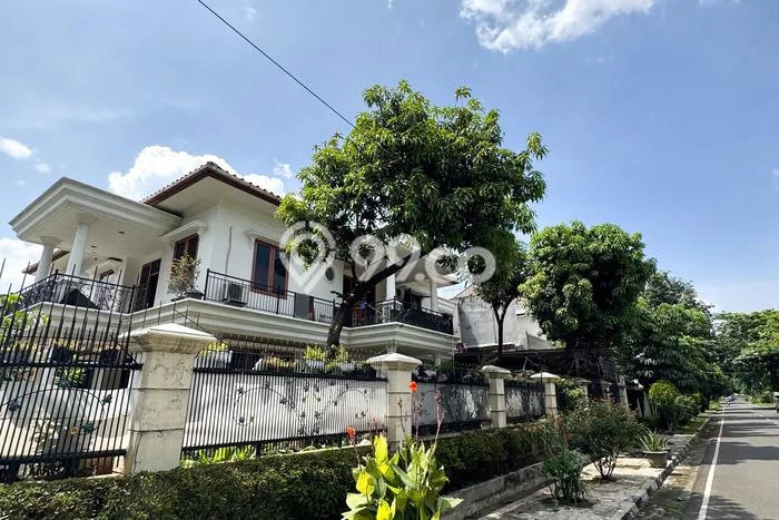 Jual Rumah Mewah Megah Dengan View Eksklusif di Kayu Putih, Jakarta Timur Jual Rumah Mewah Megah Dengan View Eksklusif di Kayu Putih, Jakarta Timur