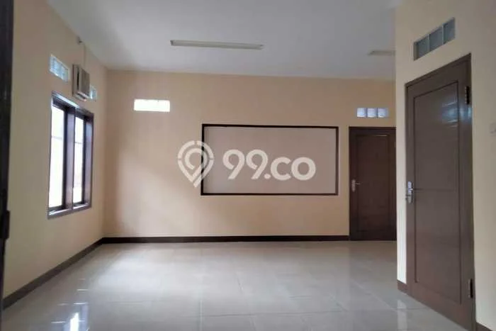 Ruko bagus disewakan di Andir Bandung dengan LB 300m2 harga sewa terbaik Ruko bagus disewakan di Andir Bandung dengan LB 300m2 harga sewa terbaik