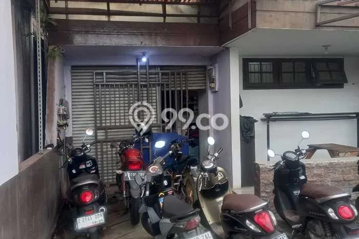 Lokasi Strategis! Dijual Gudang Bisnis di Margahayu, Bandung Kondisi Baik Lokasi Strategis! Dijual Gudang Bisnis di Margahayu, Bandung Kondisi Baik