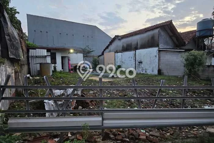 Dijual Tanah di Jakarta Selatan, Luas 209m2 SHM Dijual Tanah di Jakarta Selatan, Luas 209m2 SHM
