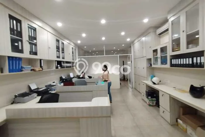 Ruko Paling Dicari LB 200m2 Dijual di Kuta Ruko Paling Dicari LB 200m2 Dijual di Kuta