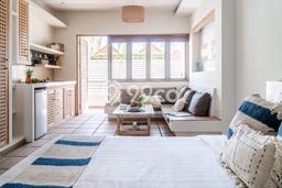 Rumah Kost untuk Dijual di Seminyak Punya 18 Kamar Rumah Kost untuk Dijual di Seminyak Punya 18 Kamar