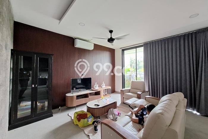 For Sale! Luxury House LT 200m2 Desain Elegan di Munggu For Sale! Luxury House LT 200m2 Desain Elegan di Munggu