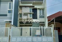 Rumah LT 120m² di Manyar, Surabaya - Lokasi Strategis Rumah LT 120m² di Manyar, Surabaya - Lokasi Strategis