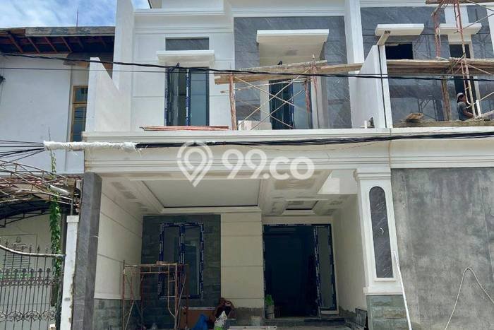 Dijual Rumah Mewah Elegan Dengan View Eksklusif di Manyar, Surabaya Dijual Rumah Mewah Elegan Dengan View Eksklusif di Manyar, Surabaya