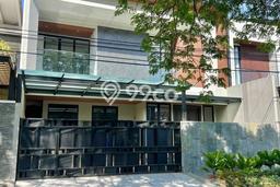 Jual Rumah Luas Megah Dengan View Cantik di Manyar, Surabaya Jual Rumah Luas Megah Dengan View Cantik di Manyar, Surabaya