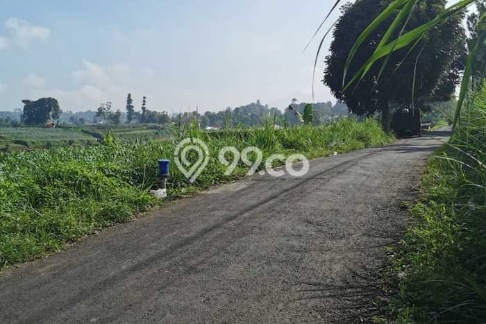 Lahan Strategis di Cimahi Utara Dijual dengan Luas 2157m2 Lahan Strategis di Cimahi Utara Dijual dengan Luas 2157m2