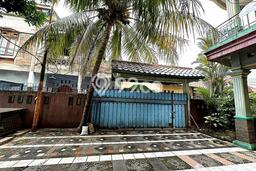 Siap Huni Rumah Mewah 6 Kamar di Jagakarsa Dekat ke Mana Pun Siap Huni Rumah Mewah 6 Kamar di Jagakarsa Dekat ke Mana Pun