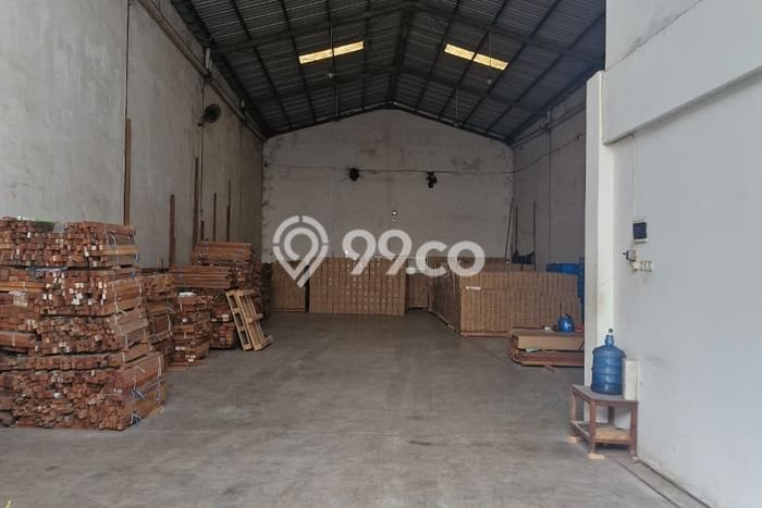 Untuk Dijual Gudang di Driyorejo Gresik LT 330m2 / LB 400m2 Untuk Dijual Gudang di Driyorejo Gresik LT 330m2 / LB 400m2