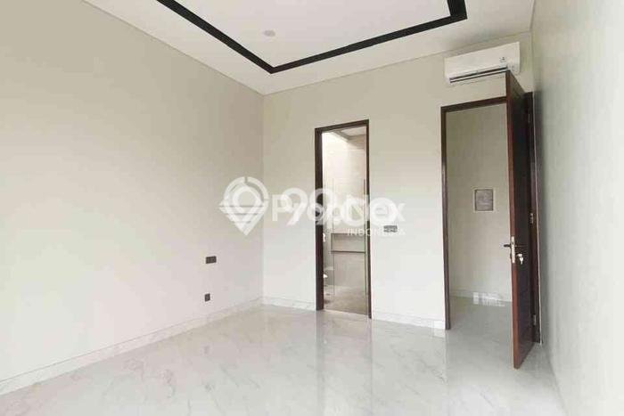 Hot Offer Hunian Mewah Ideal dan Luas di Lakarsantri, Surabaya Hot Offer Hunian Mewah Ideal dan Luas di Lakarsantri, Surabaya