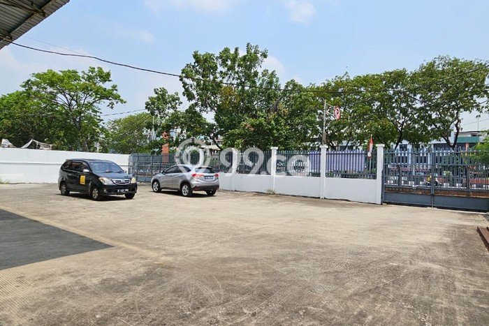 Unit Gudang Dijual di Jakarta Utara LT 1475m2 & LB 1423m2 Unit Gudang Dijual di Jakarta Utara LT 1475m2 & LB 1423m2
