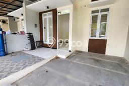Jual Rumah Eksklusif 2 KT di Taman Kopo Indah, Bandung Jual Rumah Eksklusif 2 KT di Taman Kopo Indah, Bandung