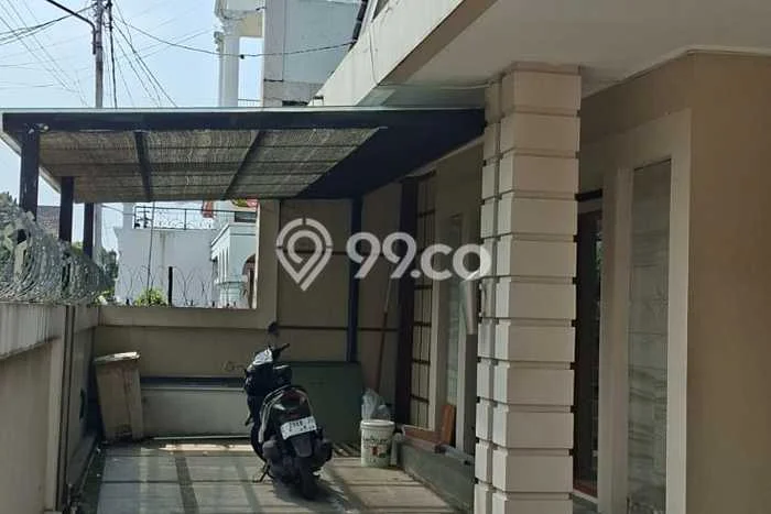 Lokasi terbaik! Rumah siap huni dikontrakkan di Batununggal LB 250m2 Lokasi terbaik! Rumah siap huni dikontrakkan di Batununggal LB 250m2