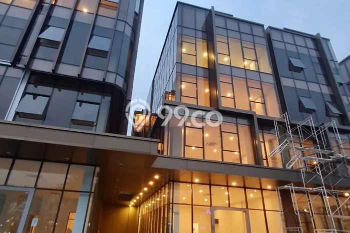 Kantor Area Premium Kawasan Gading Serpong, Luas 594m², Jalan Utama Kantor Area Premium Kawasan Gading Serpong, Luas 594m², Jalan Utama