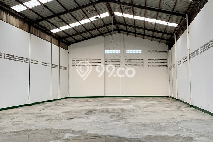 Unit Gudang Paling Strategis di Cipondoh Tangerang dengan LB 360m2 Unit Gudang Paling Strategis di Cipondoh Tangerang dengan LB 360m2