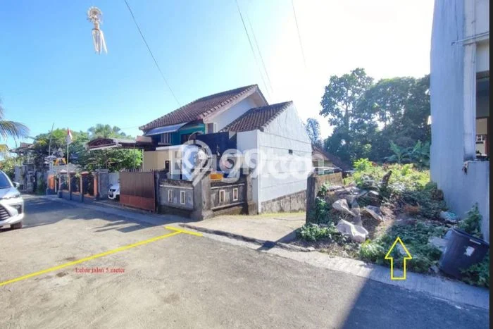 POTENSIAL! Tanah Kawasan Kediri, Luas 320m2m², Lokasi Strategis POTENSIAL! Tanah Kawasan Kediri, Luas 320m2m², Lokasi Strategis