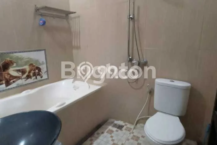 Dijual Hunian Rumah Nyaman 4 Kamar di Gatot Subroto, Denpasar Dijual Hunian Rumah Nyaman 4 Kamar di Gatot Subroto, Denpasar