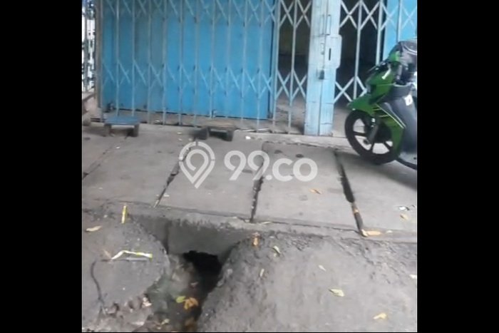 Unit Ruko disewakan di Sawah Besar Jakarta Pusat dengan LT 22m2 / LB 22m2 Unit Ruko disewakan di Sawah Besar Jakarta Pusat dengan LT 22m2 / LB 22m2