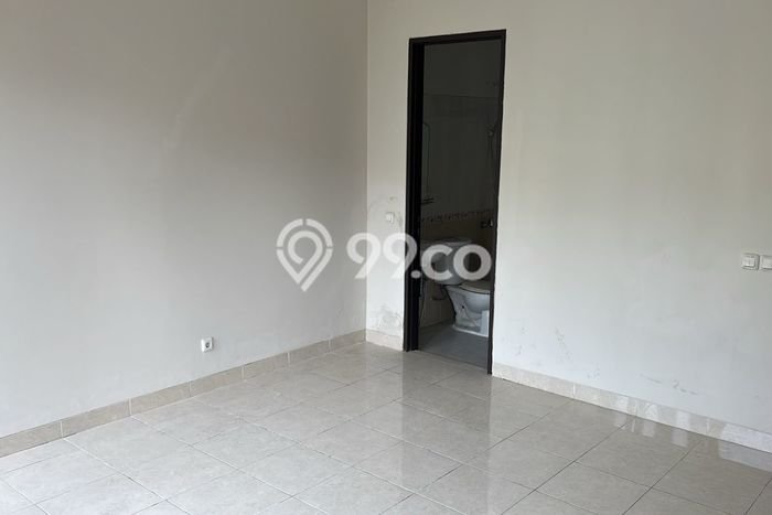 Rumah Luas Asri 4 KT Siap Huni di Gading Serpong Tangerang Rumah Luas Asri 4 KT Siap Huni di Gading Serpong Tangerang