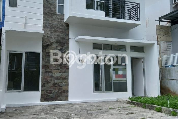 Rumah Lingkungan Asri di Balikpapan Selatan, Balikpapan, Luas 152m² Bangunan 64m² Rumah Lingkungan Asri di Balikpapan Selatan, Balikpapan, Luas 152m² Bangunan 64m²
