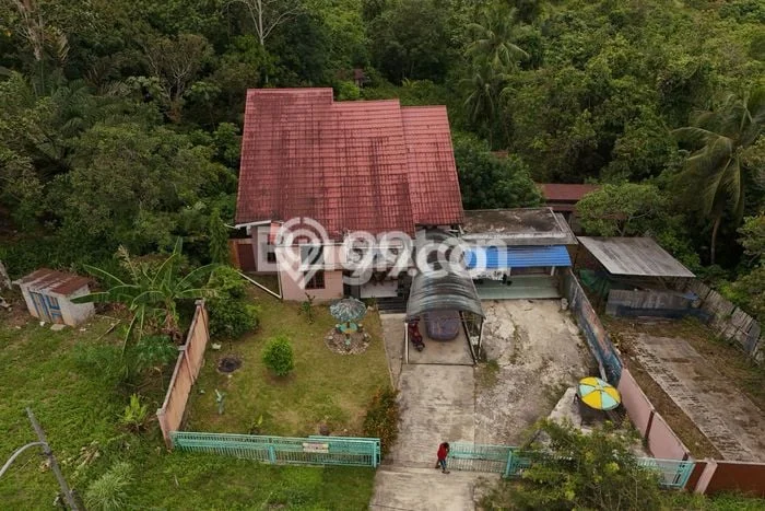 Rumah Asri di , Balikpapan, LT 3m2m² Bangunan 150m2m² Rumah Asri di , Balikpapan, LT 3m2m² Bangunan 150m2m²