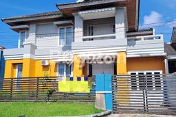 Jarang Ada! Rumah Sewa 5 Kamar Bagus Siap Huni Balikpapan Baru Jarang Ada! Rumah Sewa 5 Kamar Bagus Siap Huni Balikpapan Baru