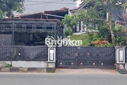 Rumah Berkualitas LT 278m² / LB 150m² di Balikpapan Selatan, Dekat Pusat Kota, Balikpapan Rumah Berkualitas LT 278m² / LB 150m² di Balikpapan Selatan, Dekat Pusat Kota, Balikpapan