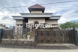 NEW LISTING! Rumah Premium di Samarinda Kota, LT 204m² LB 179m² NEW LISTING! Rumah Premium di Samarinda Kota, LT 204m² LB 179m²