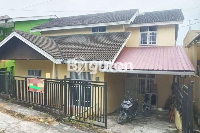 Jual Rumah Bagus Siap Huni LB 293m2 di Balikpapan Utara, Balikpapan Jual Rumah Bagus Siap Huni LB 293m2 di Balikpapan Utara, Balikpapan