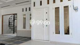 UNIT LANGKA! Rumah di Balikpapan Selatan, 2 KM, Pemandangan Kota, Luas 220m² LB 195m² UNIT LANGKA! Rumah di Balikpapan Selatan, 2 KM, Pemandangan Kota, Luas 220m² LB 195m²