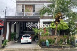 HOT PROPERTY! Rumah Strategis di Balikpapan Baru, Luas 150m² LB 219m² HOT PROPERTY! Rumah Strategis di Balikpapan Baru, Luas 150m² LB 219m²