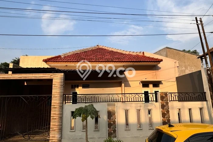 Rumah area Semarang Utara, 2 KM, Akses Universitas, Luas 190m2m² Bangunan 180m2m² Rumah area Semarang Utara, 2 KM, Akses Universitas, Luas 190m2m² Bangunan 180m2m²