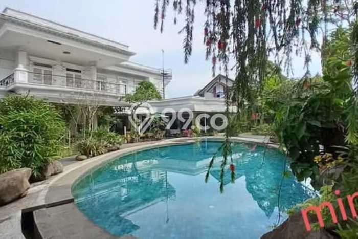 Hunian Eksklusif Siap Huni LT 2400m2 di Medan Kota, Medan Hunian Eksklusif Siap Huni LT 2400m2 di Medan Kota, Medan
