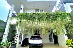 Rumah Luxury Modern Tanpa Renovasi di Bintaro Tangerang Selatan Rumah Luxury Modern Tanpa Renovasi di Bintaro Tangerang Selatan