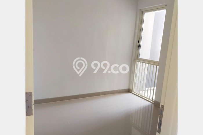 SEWA TERBAIK! Ruko di Dukuh Kupang, Luas 121m2m², Jalan Utama SEWA TERBAIK! Ruko di Dukuh Kupang, Luas 121m2m², Jalan Utama