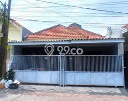 Dijual Rumah 8 Kamar Lokasi Ideal Bagus dan Strategis di Rungkut Dijual Rumah 8 Kamar Lokasi Ideal Bagus dan Strategis di Rungkut