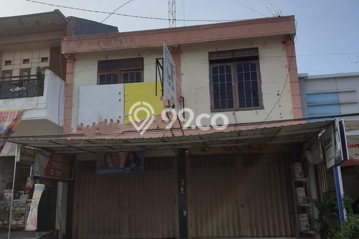 Unit Ruko Dijual di Tandes Surabaya Luas Tanah 180m2, Luas Bangunan 270m2 Unit Ruko Dijual di Tandes Surabaya Luas Tanah 180m2, Luas Bangunan 270m2