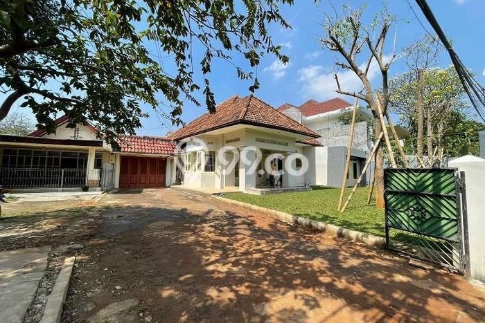 Best Deal Hunian Mewah Ideal dan Luas di Menteng, Jakarta Pusat Best Deal Hunian Mewah Ideal dan Luas di Menteng, Jakarta Pusat