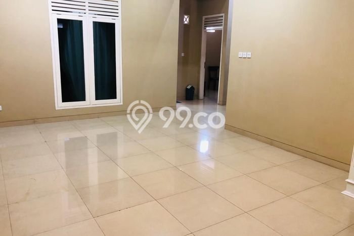 Rumah Sewa Jakarta Selatan LT 120m2 LB 220m2 Kawasan Kemang Rumah Sewa Jakarta Selatan LT 120m2 LB 220m2 Kawasan Kemang