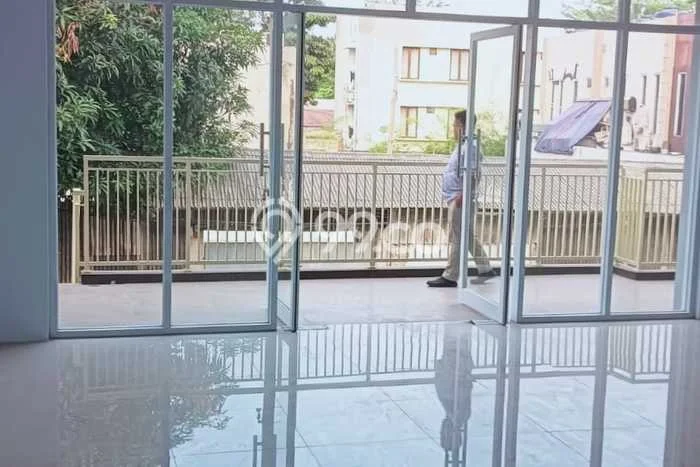 Ruko Disewakan Cepat di Kebayoran Baru Jakarta Selatan LB 215m2 Ruko Disewakan Cepat di Kebayoran Baru Jakarta Selatan LB 215m2