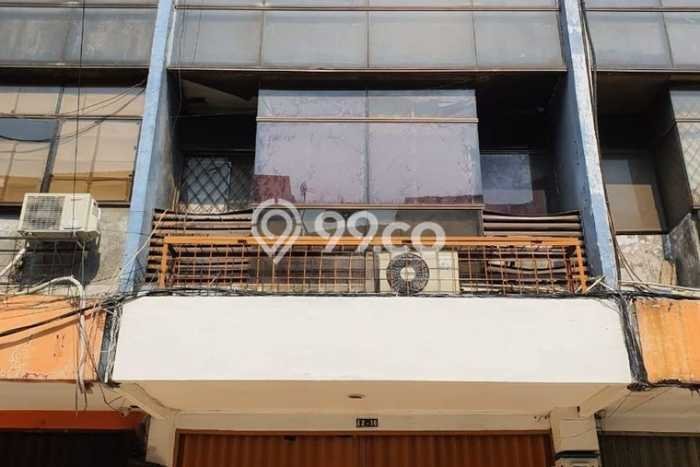 Paling Dicari! Ruko Dijual di Roxy Harga Kompetitif Paling Dicari! Ruko Dijual di Roxy Harga Kompetitif