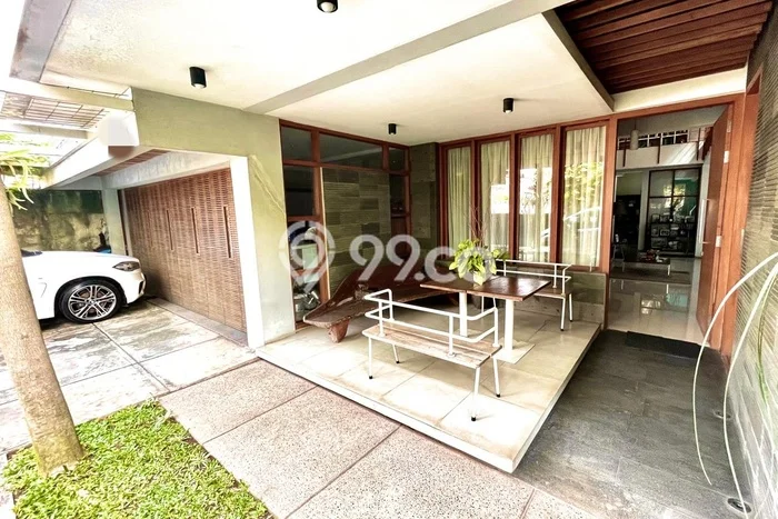 For Sale Rumah Mewah Exclusive di Pesanggrahan, Jakarta Selatan For Sale Rumah Mewah Exclusive di Pesanggrahan, Jakarta Selatan