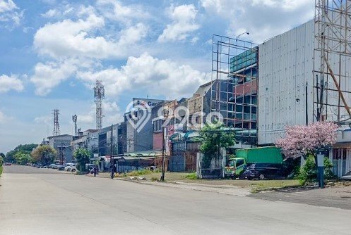 Unit Gudang Dijual di Jakarta Barat LT 1421m2 & LB 3529m2 Unit Gudang Dijual di Jakarta Barat LT 1421m2 & LB 3529m2