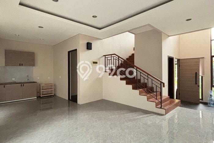 Dijual Rumah Luas Elegan Dengan View Cantik di BSD Green Wich, Tangerang Dijual Rumah Luas Elegan Dengan View Cantik di BSD Green Wich, Tangerang