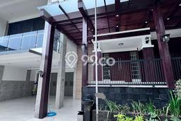 Hunian Mewah LB 555m2 Siap Huni Desain Elegan di Bintaro, Tangerang Selatan Hunian Mewah LB 555m2 Siap Huni Desain Elegan di Bintaro, Tangerang Selatan