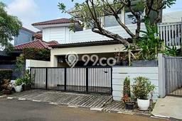Dijual Rumah Mewah Megah Dengan View Cantik di Bintaro, Tangerang Selatan Dijual Rumah Mewah Megah Dengan View Cantik di Bintaro, Tangerang Selatan